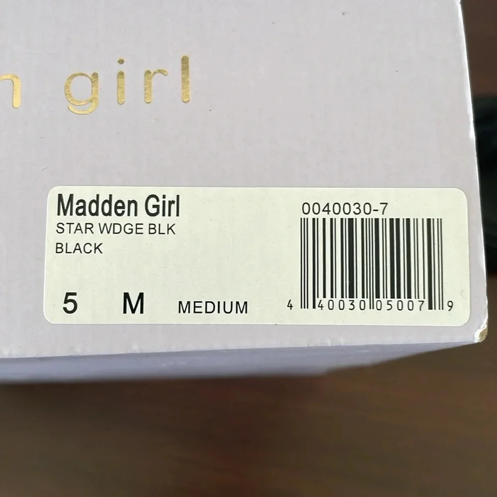 Madden Girl Star Wedge sandal